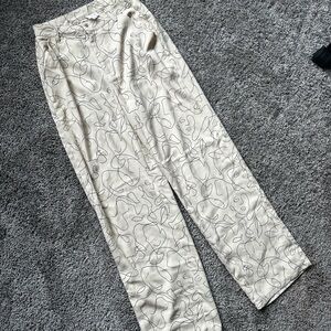 Le Lis Cream Abstract Face Patterned Women's Trousers
